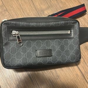 GUCCI BLACK BELT BAG